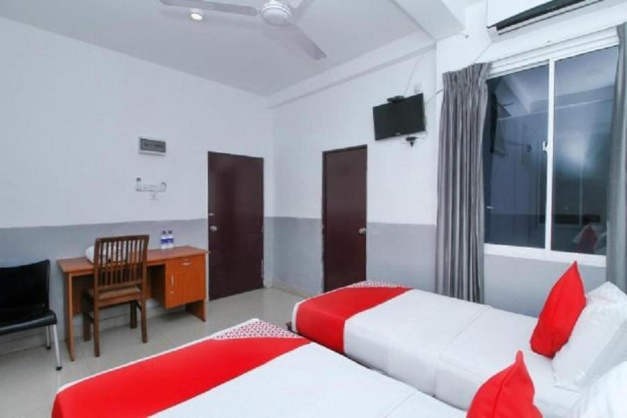 Katunayaka Kings Gate Airport Transit Hotel מראה חיצוני תמונה