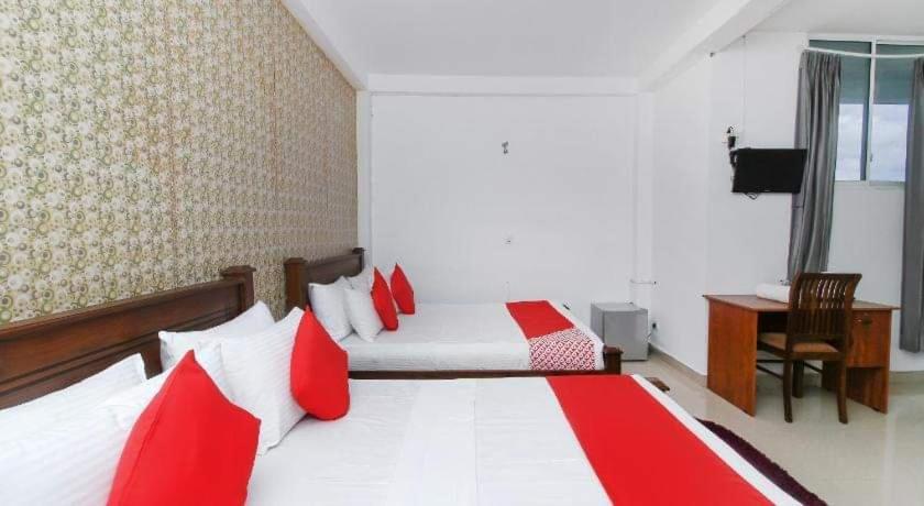 Katunayaka Kings Gate Airport Transit Hotel מראה חיצוני תמונה