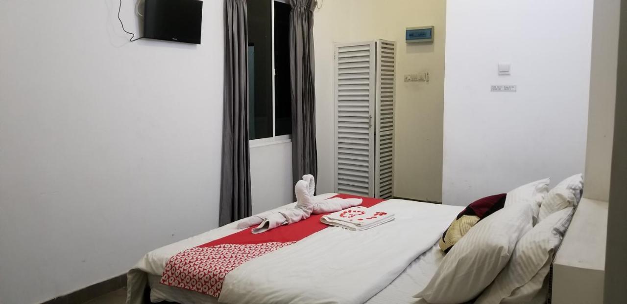 Katunayaka Kings Gate Airport Transit Hotel מראה חיצוני תמונה