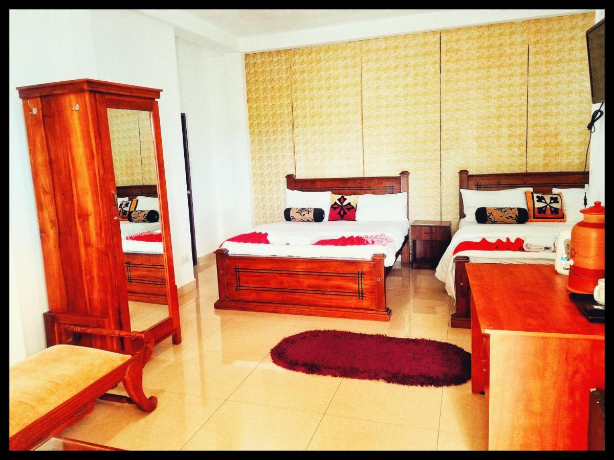Katunayaka Kings Gate Airport Transit Hotel מראה חיצוני תמונה